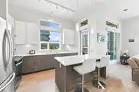 606 123 W 1ST STREET - thumbnail 2
