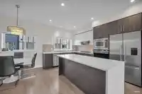 59 9680 ALEXANDRA ROAD - thumbnail 18