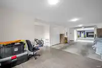 59 9680 ALEXANDRA ROAD - thumbnail 31