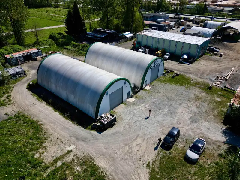 23549 LOUGHEED HIGHWAY - photo 3 of 6