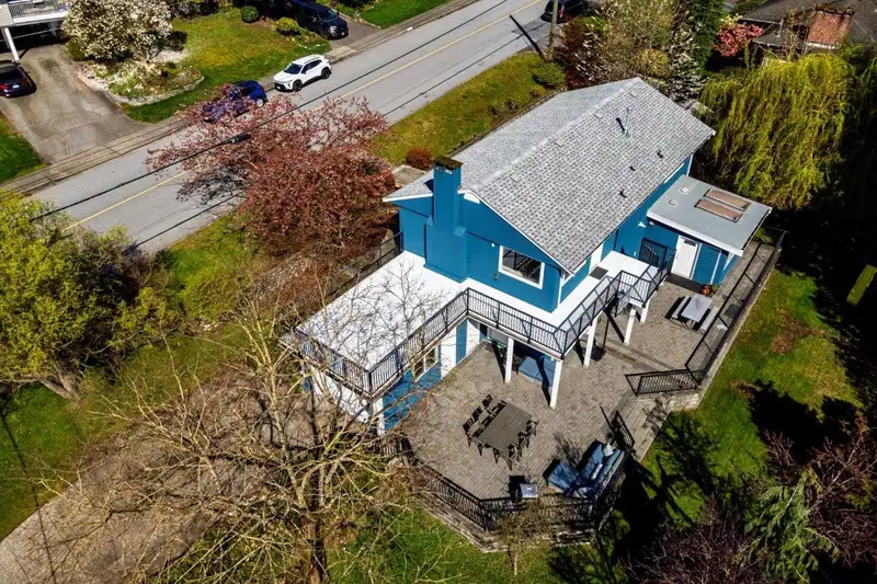 2094 VIEWLYNN DRIVE - photo 1 of 40