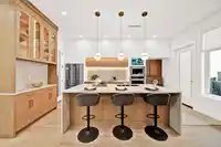 2121 168 STREET - thumbnail 9