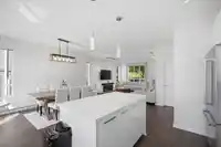 14 3500 BURKE VILLAGE PROMENADE - thumbnail 12