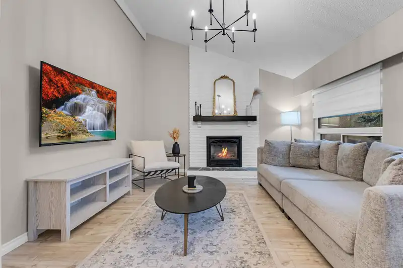11585 ROYAL CRESCENT - photo 1 of 34