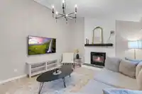 11585 ROYAL CRESCENT - thumbnail 2