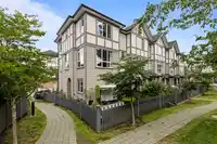 60 7848 209 STREET - thumbnail 2