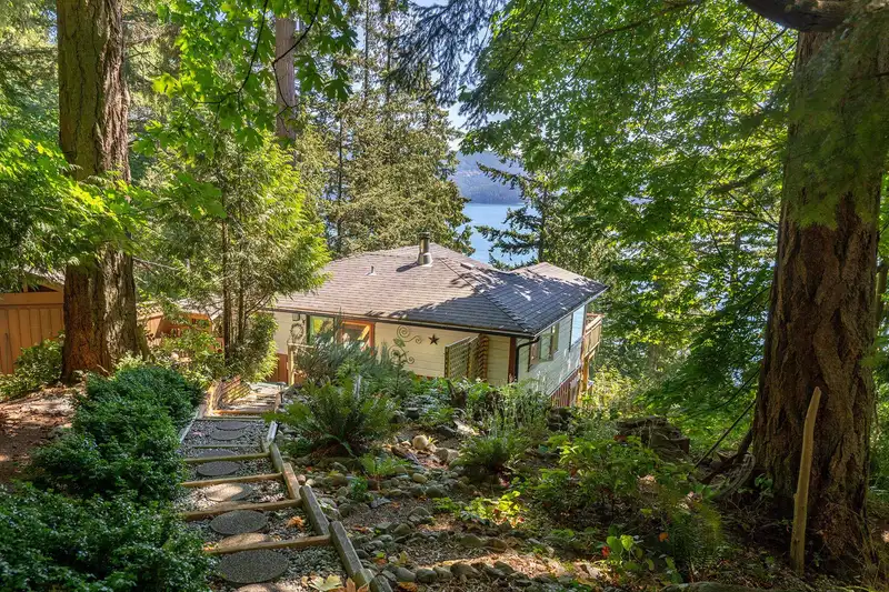 1491 EAGLE CLIFF ROAD - photo 3 of 31