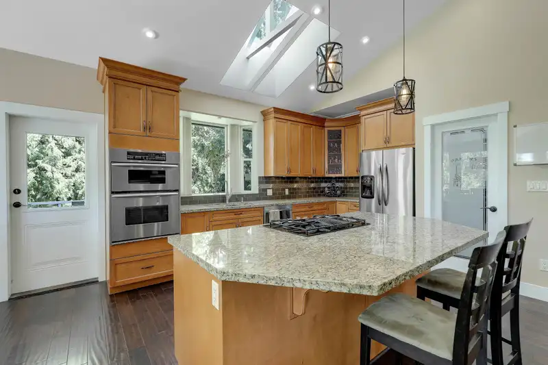 26215 36 AVENUE - photo 4 of 40