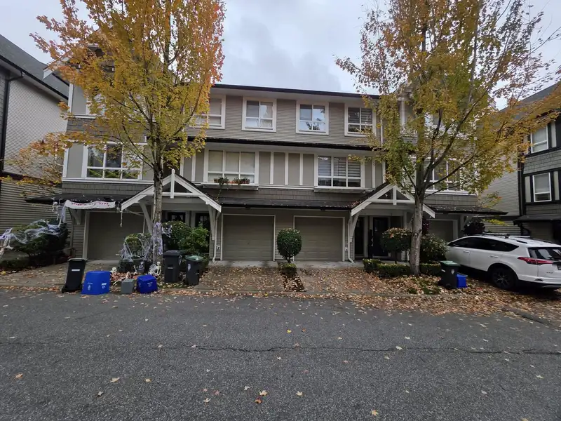 9 6747 203RD STREET - photo 1 of 24