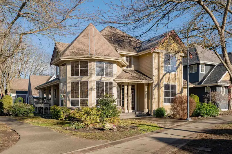 5877 GARRISON BOULEVARD - photo 1 of 26