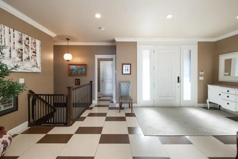 586-588 NORTH FLETCHER ROAD - photo 4 of 40