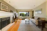 893 FRIAR CRESCENT - thumbnail 4