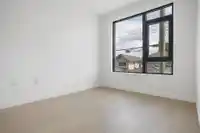 202 8398 OAK STREET - thumbnail 11