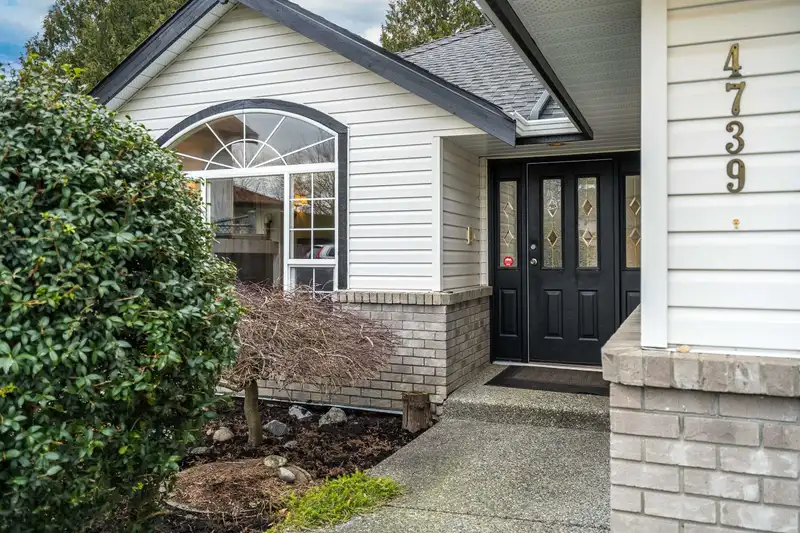 4739 223 STREET - photo 4 of 40