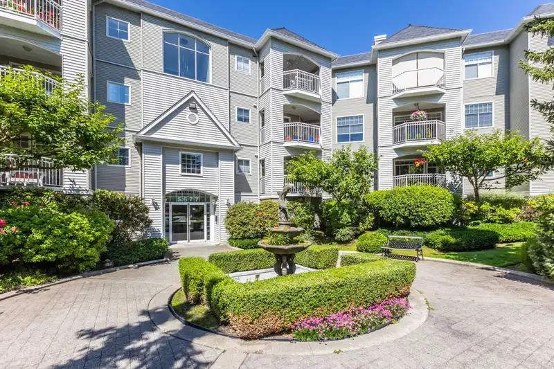 111 5677 208 STREET - photo 2 of 40