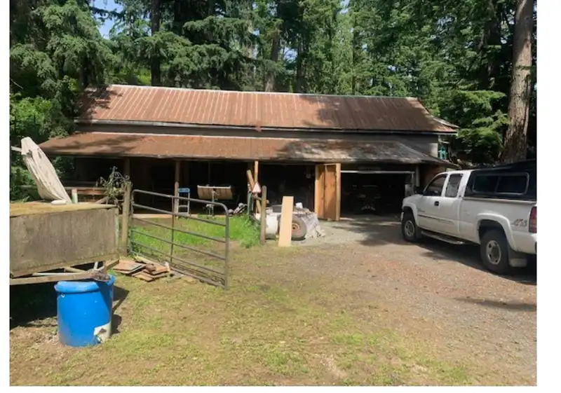 30305 SILVERDALE AVE AVENUE - photo 2 of 4