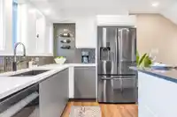 4 328 E 2ND STREET - thumbnail 8