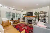 5 219 E 8TH STREET - thumbnail 2