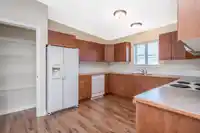173 1840 160 STREET - thumbnail 12