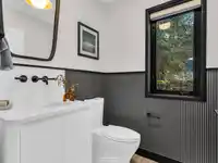 2 4088 MAPLE CRESCENT - thumbnail 11