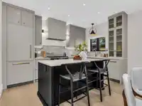 2 4088 MAPLE CRESCENT - thumbnail 8