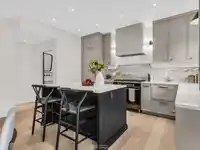 2 4088 MAPLE CRESCENT - thumbnail 10