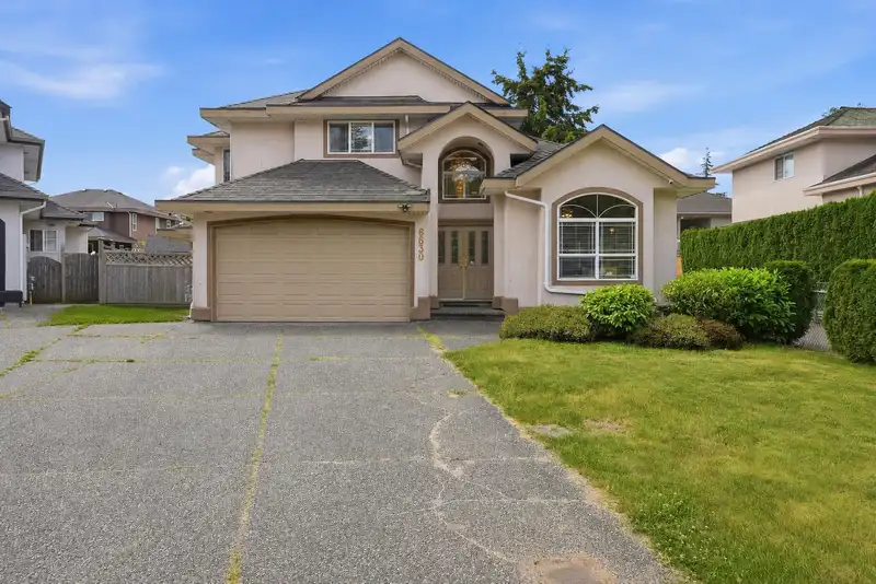 6630 123 STREET - photo 1 of 22