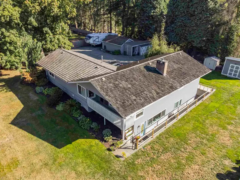 24846 56 AVENUE - photo 3 of 40