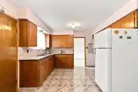 1955 TURNER STREET - thumbnail 17