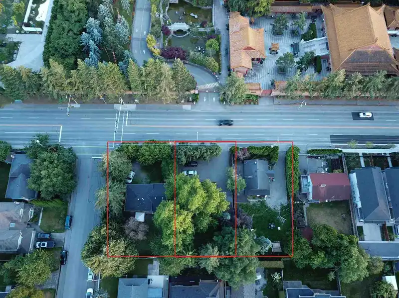 9211 STEVESTON HIGHWAY - photo 2 of 3