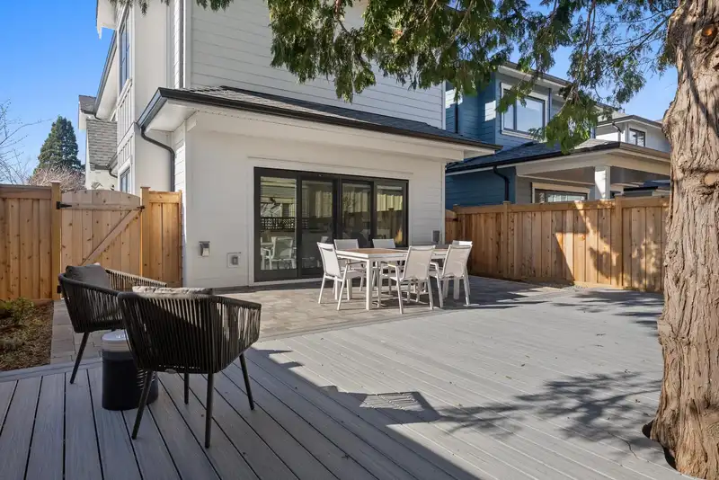 3411 CHATHAM STREET - photo 2 of 40