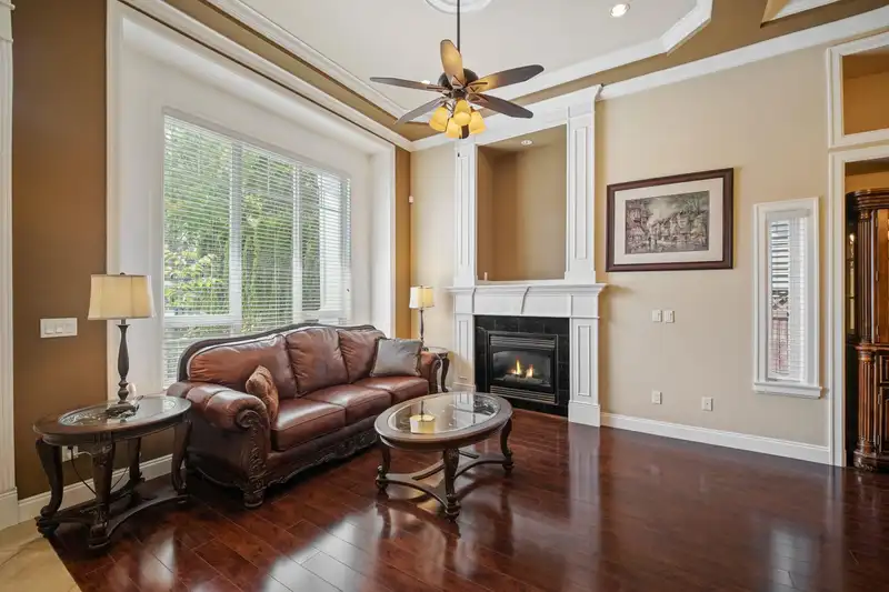 5528 189A STREET - photo 3 of 40