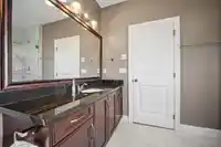 5528 189A STREET - thumbnail 24