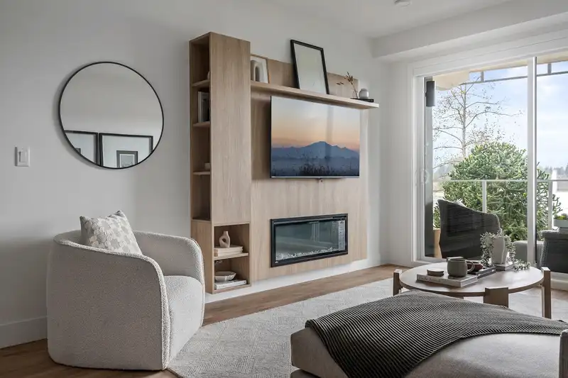 201 33160 PLAXTON CRESCENT - photo 3 of 20