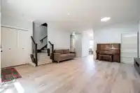 21037 80 AVENUE - thumbnail 4