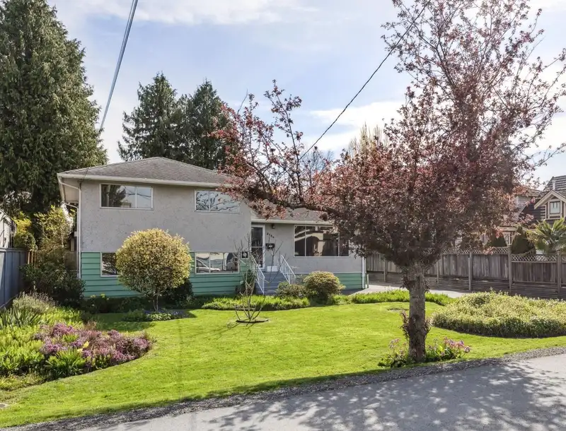 3780 BARMOND AVENUE - photo 1 of 20