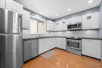 148 20033 70 AVENUE - thumbnail 3