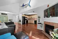 36 2351 PARKWAY BOULEVARD - thumbnail 3