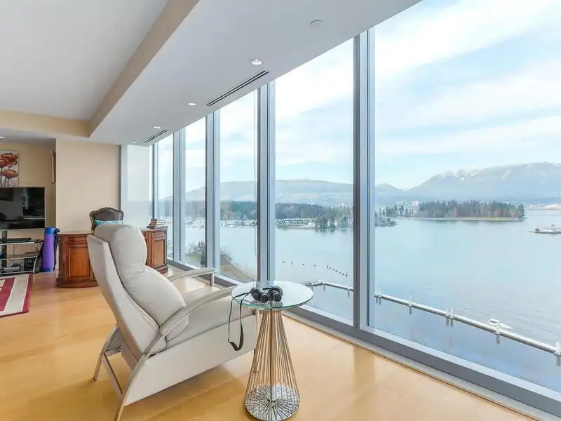 1202 1169 W CORDOVA STREET - photo 1 of 39