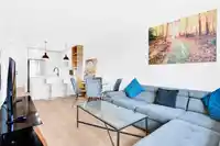 611 10778 138 STREET - thumbnail 4