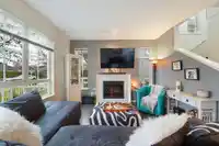 17 5510 ADMIRAL WAY - thumbnail 2