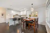 17 5510 ADMIRAL WAY - thumbnail 5