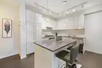 17 5510 ADMIRAL WAY - thumbnail 9