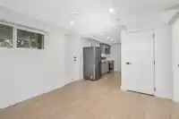 19895 38B AVENUE - thumbnail 32