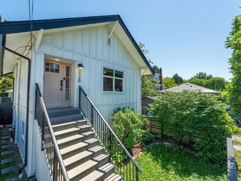 3730 WINDSOR STREET - photo 3 of 39