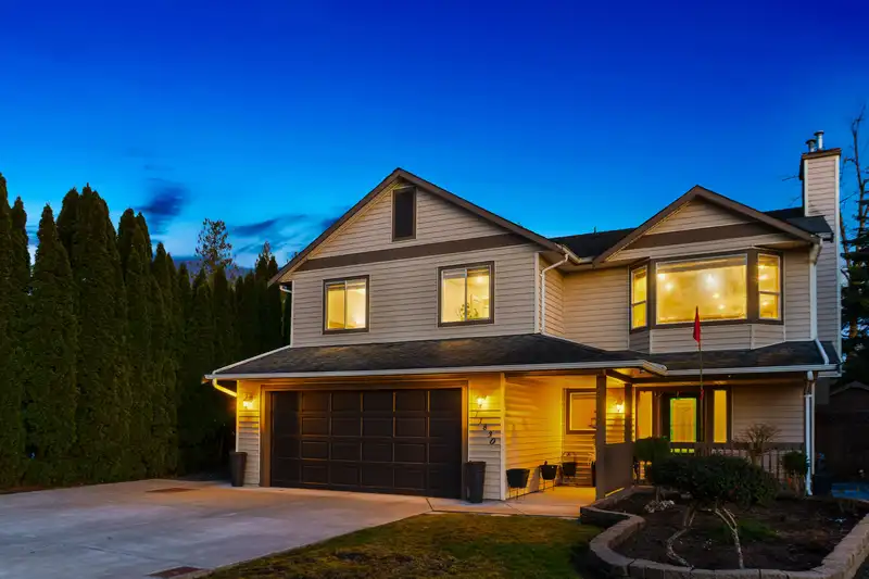 11830 MEADOWLARK DRIVE - photo 1 of 33