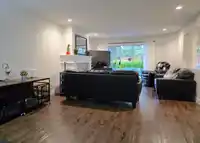 44 8889 212 STREET - thumbnail 5
