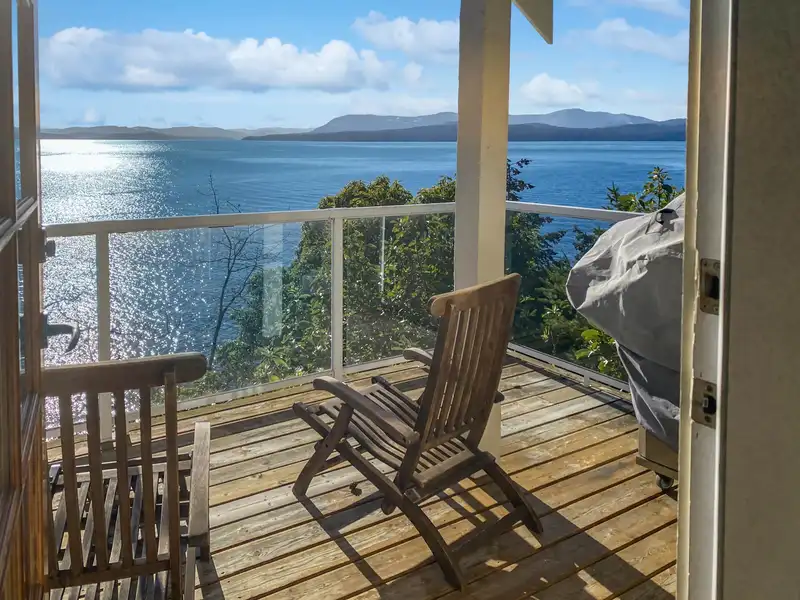 10C 2315 MACKINNON ROAD - photo 4 of 35