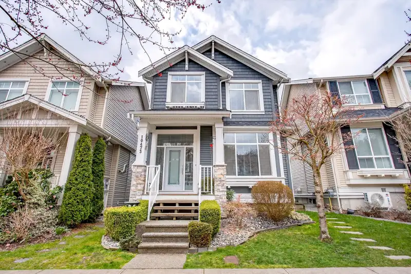 10473 ROBERTSON STREET - photo 1 of 40