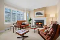 938 KINGS AVENUE - thumbnail 11